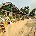 Hotel свети никола каваците - плаж и