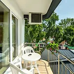 Hotel свети никола каваците - плаж и *