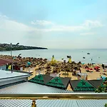 свети никола каваците - плаж и Hotel Sozopol